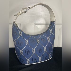 VINTAGE Dooney & Bourke Bucket Bag
